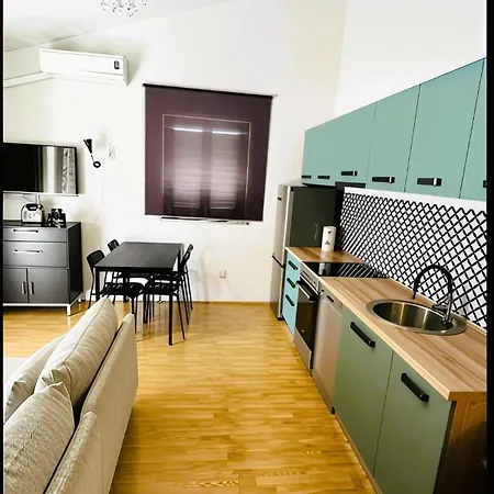아파트 Panorama Retreat By The Sea - 크리크베니카